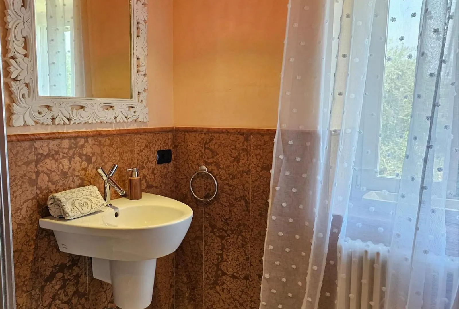 The Romantic Dependance In Luxury Villa Torri Del Benaco