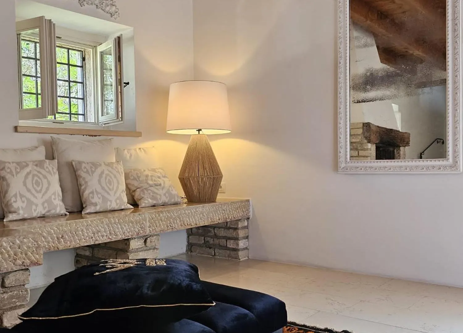 The Romantic Dependance In Luxury Villa Torri Del Benaco 0*,  Ιταλία